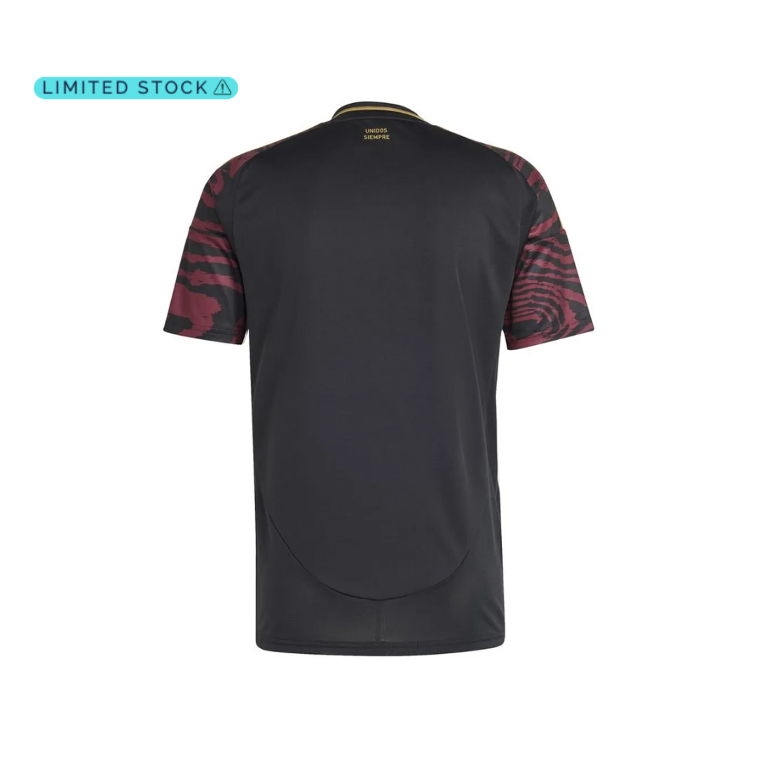 Peru Outer Jersey 2024/2025